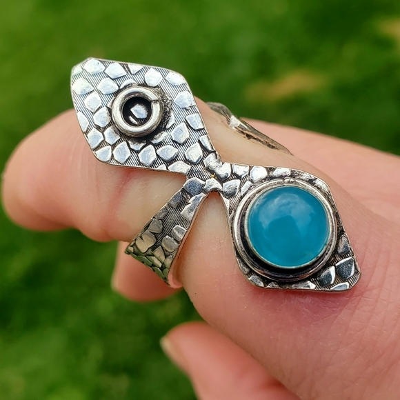 New Unique Chalcedony Open Cuff Silver Ring. - Picture 8 of 16